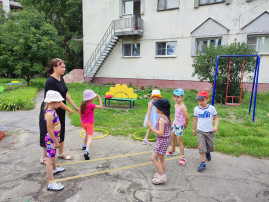 Лето в детском саду Лето в детском саду.